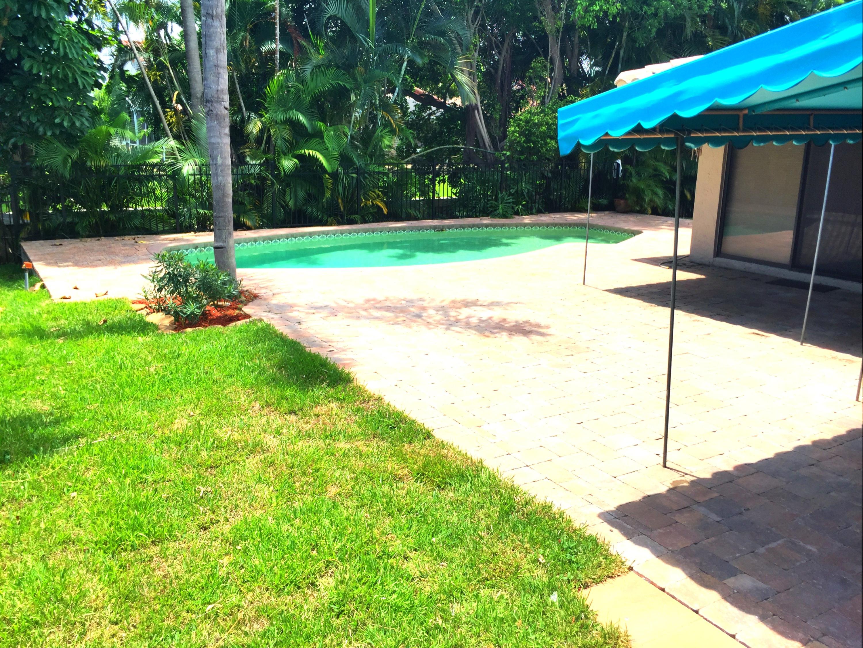7220 Northwest 4th Avenue Boca Raton, FL 33487 - Photo 5 of 24 ac BROWN LEFT SIDE 2 TO POOL