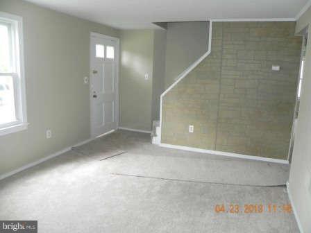5436 Spring Road Bladensburg, MD 20710 - Photo 2 of 15 Living Room