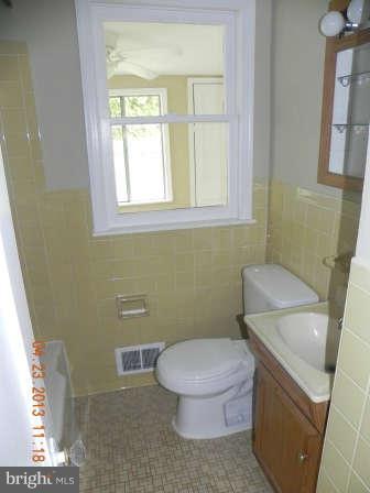 5436 Spring Road Bladensburg, MD 20710 - Photo 10 of 15 Bath