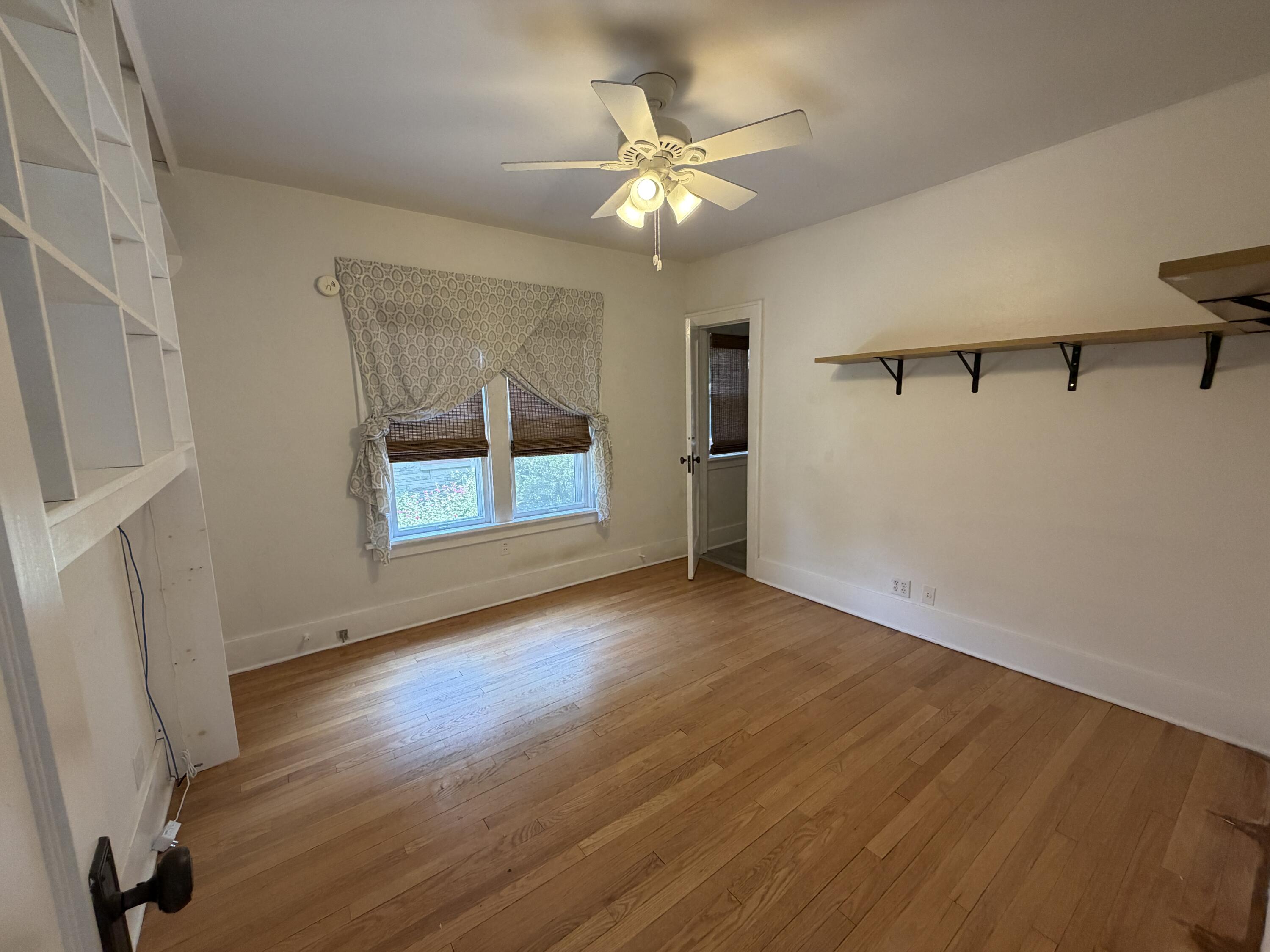 321 Inkster Avenue Kalamazoo, MI 49001 - Photo 20 of 48 Main Floor Bedroom