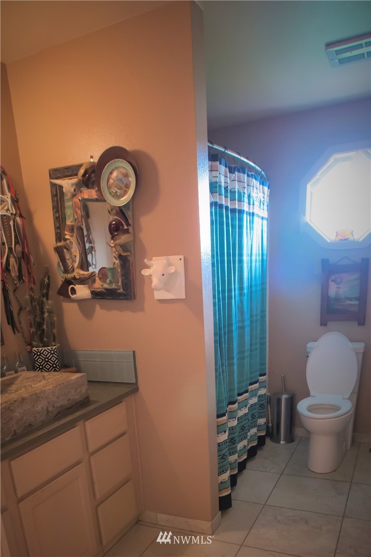 6210 4th Parallel Road Ellensburg, WA 98926 - Photo 11 of 16 Gallery Image 11