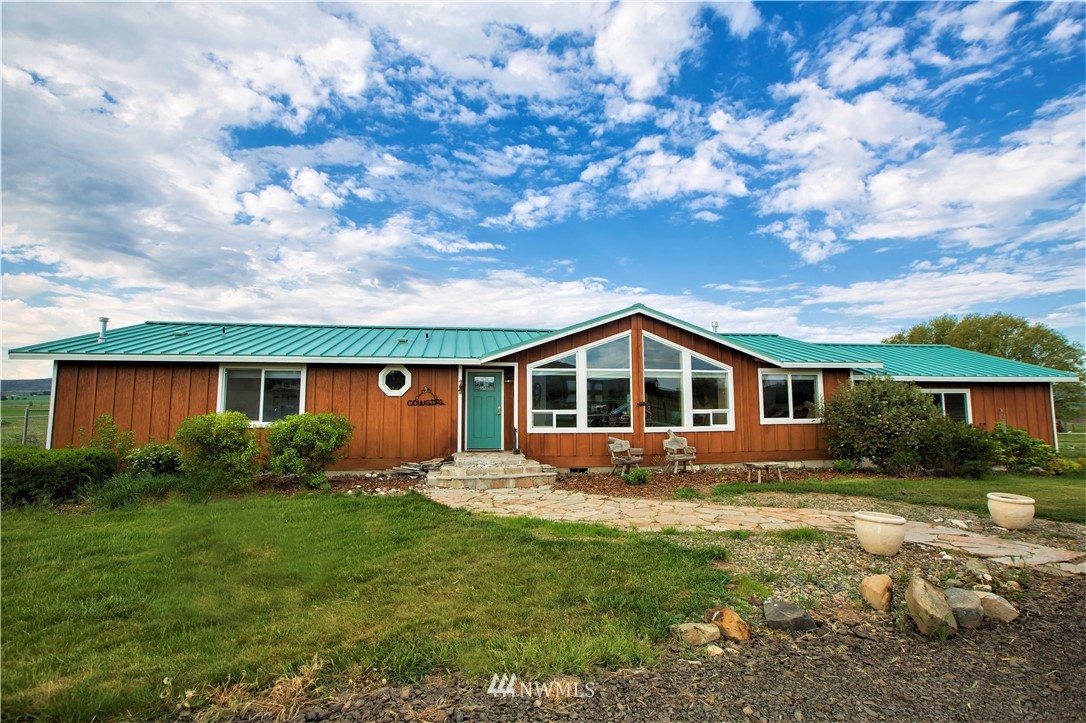 6210 4th Parallel Road Ellensburg, WA 98926 - Photo 3 of 16 Gallery Image 3