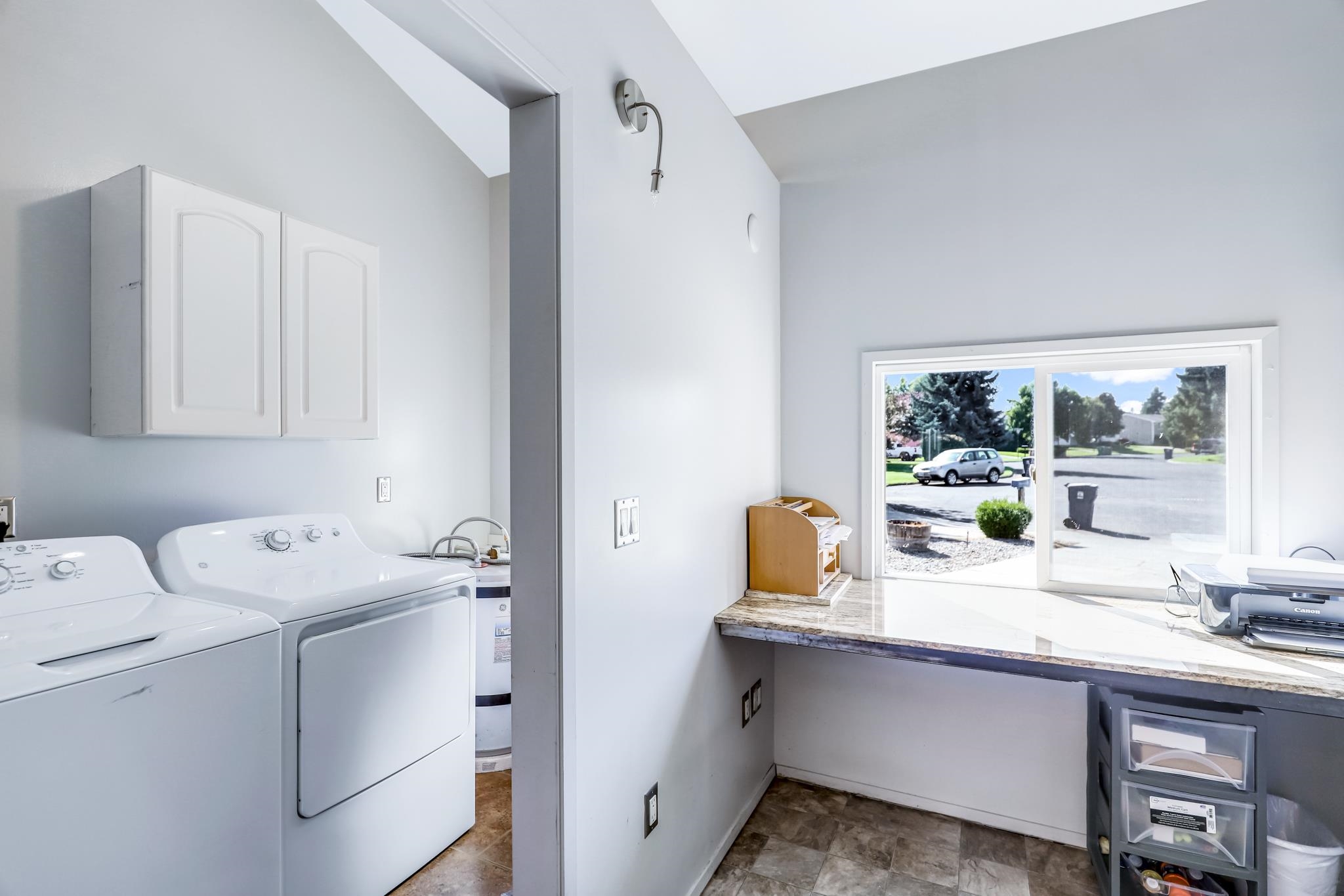 8222 North Sumter Court Spokane, WA 99208 - Photo 9 of 24