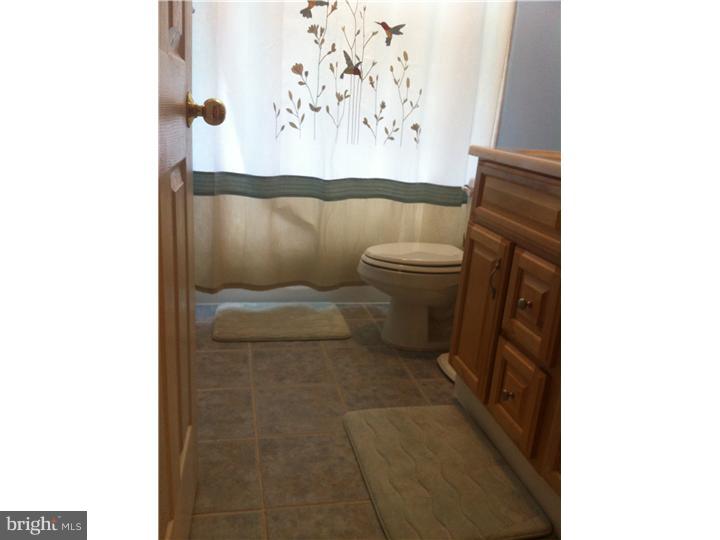 956 Tuckahoe Road Newfield, NJ 08344 - Photo 16 of 25 Bathroom