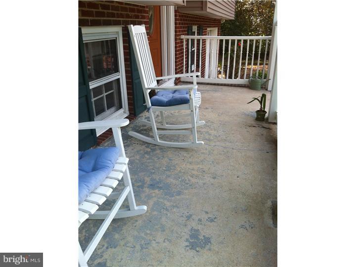 956 Tuckahoe Road Newfield, NJ 08344 - Photo 3 of 25 Porch