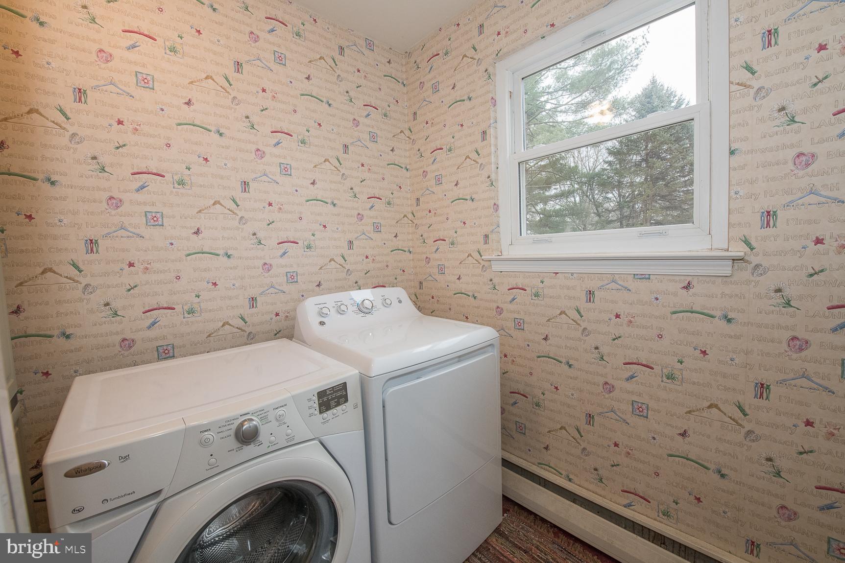 12 Ashlawn Road Malvern, PA 19355 - Photo 18 of 33 Main floor Laundry Room.