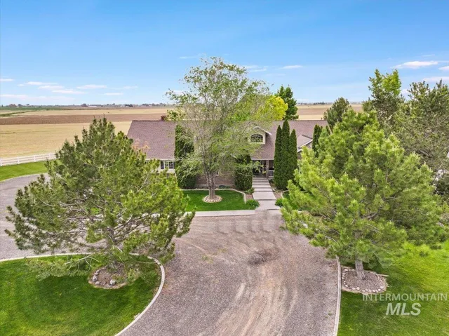 $859,000 | 1801 East 3900 North, Buhl, ID 83316