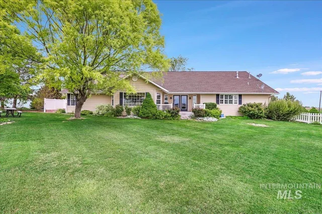 $859,000 | 1801 East 3900 North, Buhl, ID 83316