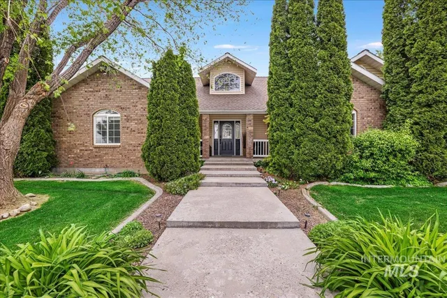 $859,000 | 1801 East 3900 North, Buhl, ID 83316