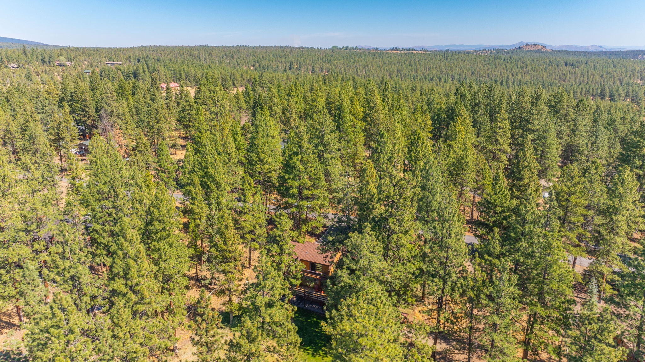 69777 Pine Ridge Road Sisters, OR 97759 - Photo 64 of 73 28-web-or-mls-Riley_Visuals-28