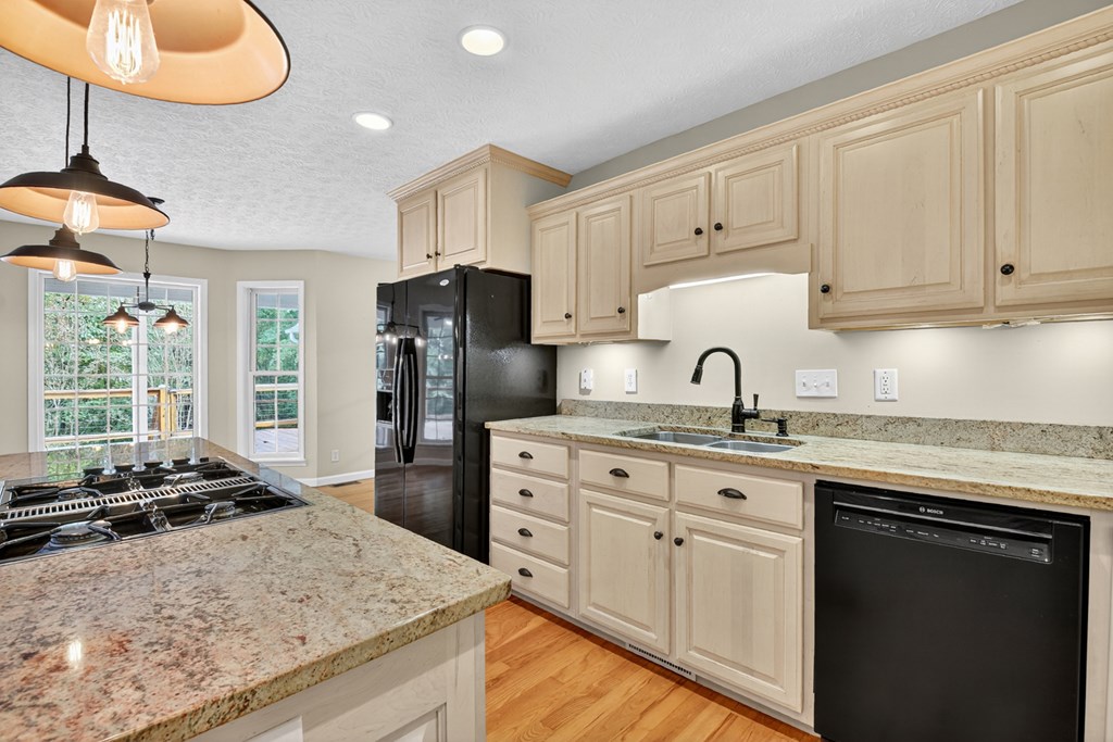 344 Cascade Lane Blue Ridge, GA 30513 - Photo 15 of 62 Gallery Image 15