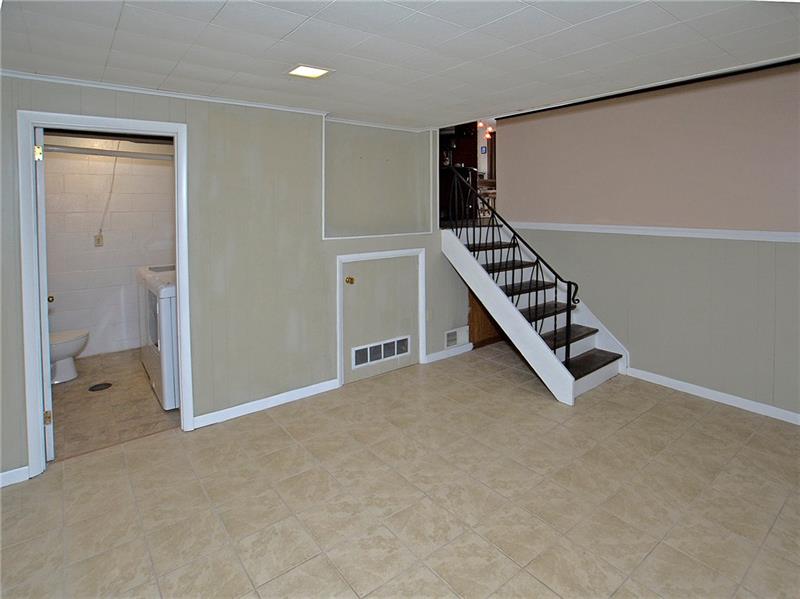 109 Leslie Road Monroeville, PA 15146 - Photo 20 of 24 Game room area.