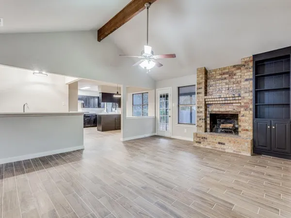 $2,850 | 3425 Derby Circle, Bedford, TX 76021