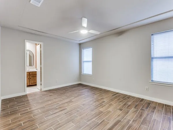 $2,850 | 3425 Derby Circle, Bedford, TX 76021