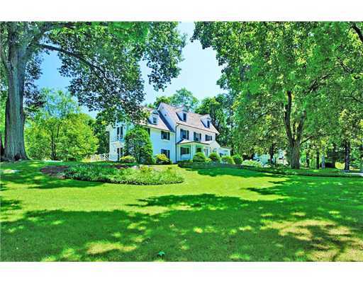 37 Hillside Road Greenwich, CT 06830 - Photo 2 of 18 a aerial view of a house with a yard and sitting area