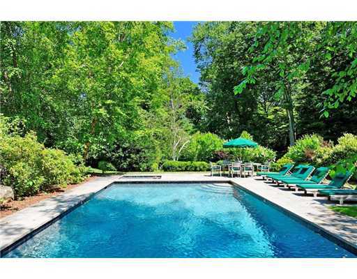 37 Hillside Road Greenwich, CT 06830 - Photo 4 of 18 a view of an outdoor space and a yard