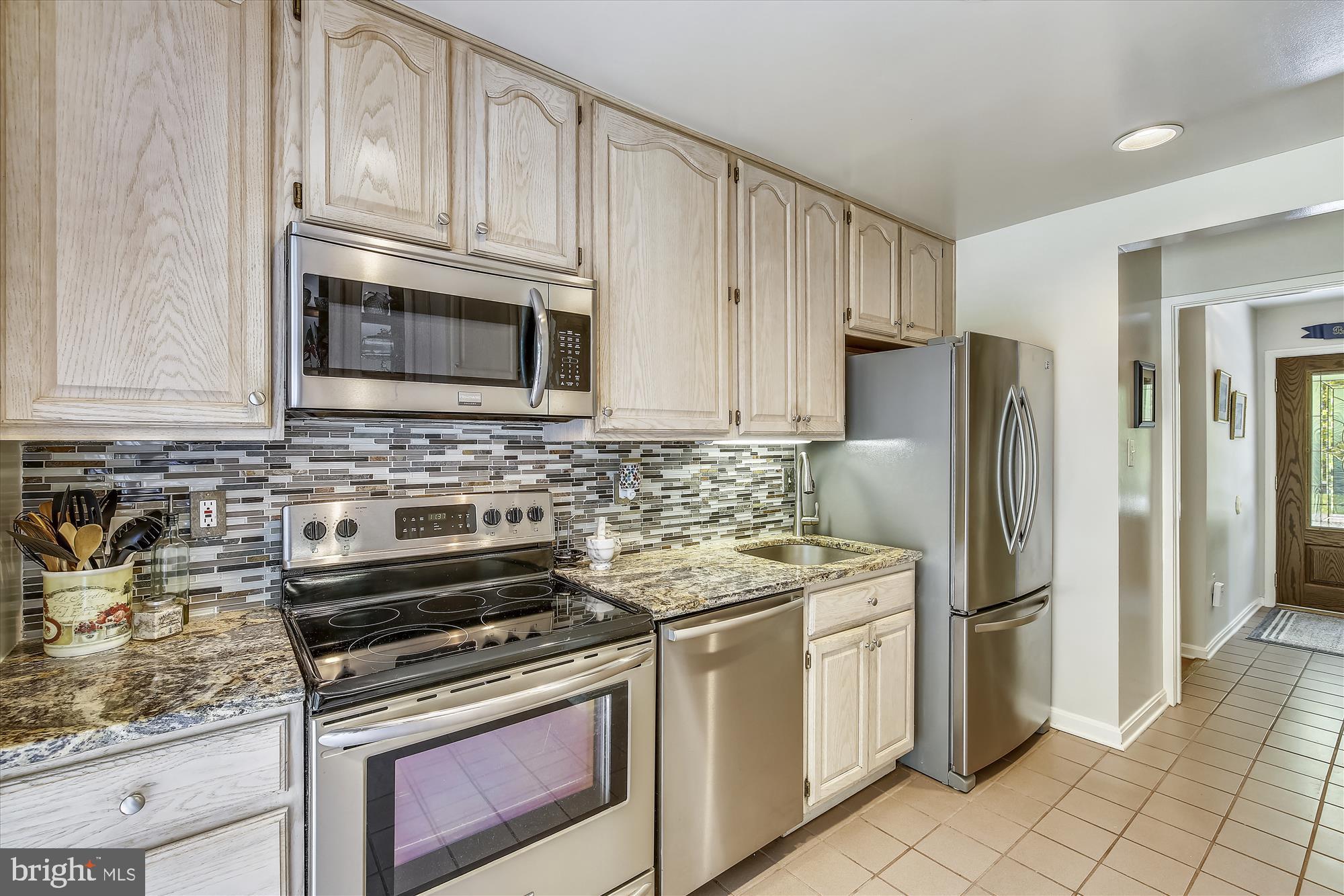 10109 Meredith Avenue Silver Spring, MD 20910 - Photo 5 of 28 Kitchen