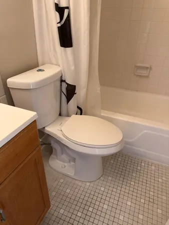 $1,100 | 6402 Del Monte Drive, Unit 33, Houston, TX 77057
