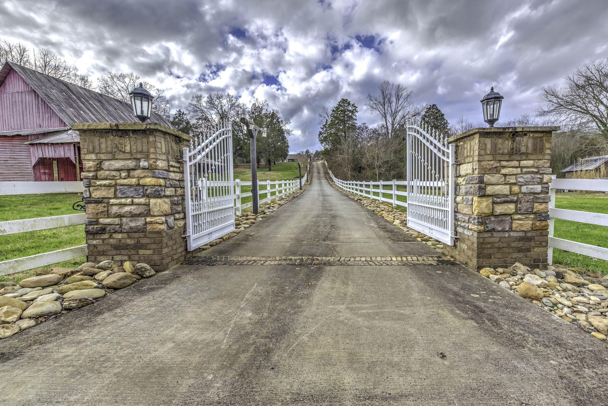 5733 Maloneyville Road Corryton, TN 37721 - Photo 12 of 40 Security Code Required to enter