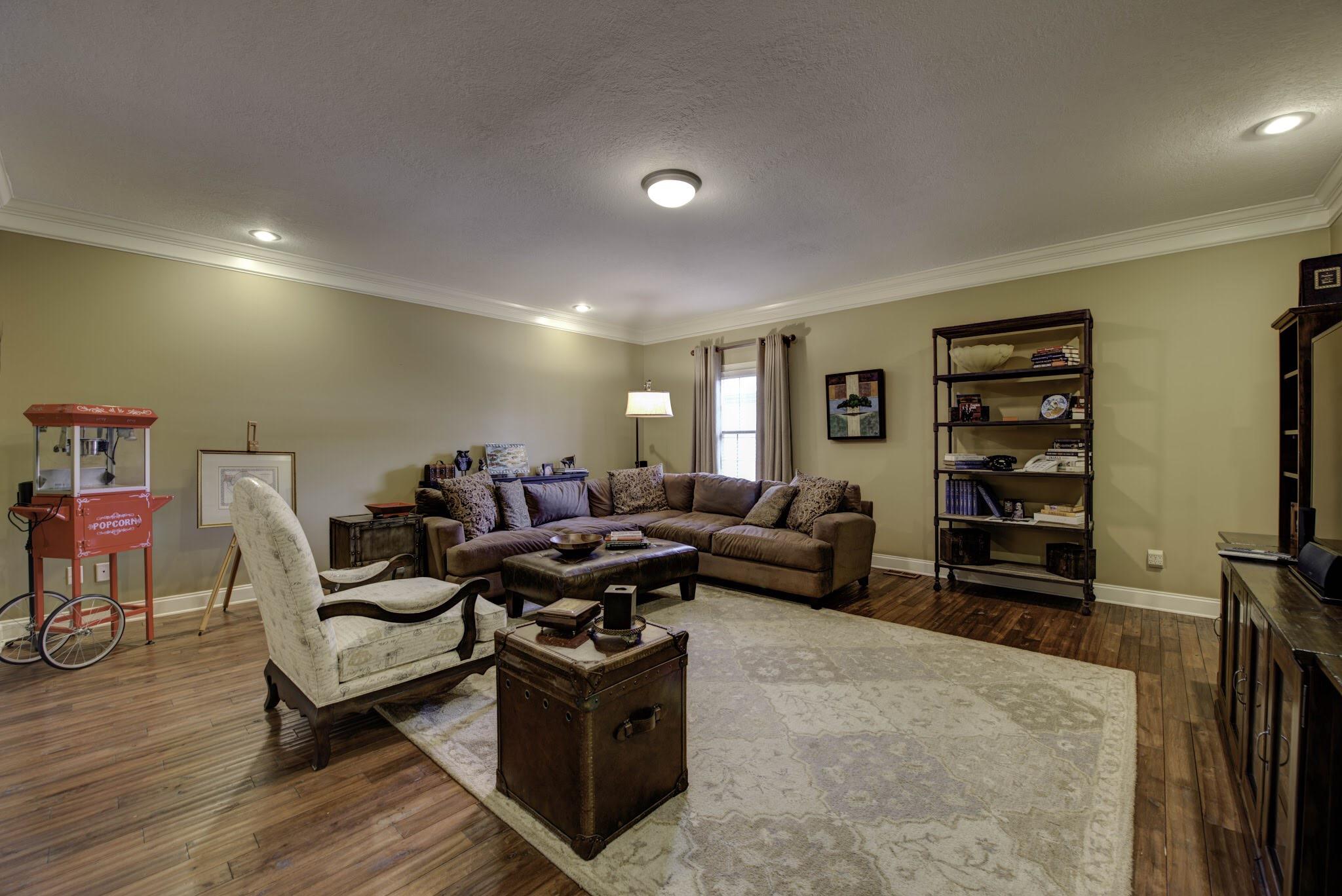 5733 Maloneyville Road Corryton, TN 37721 - Photo 27 of 40 One of Two Master Suites on main
