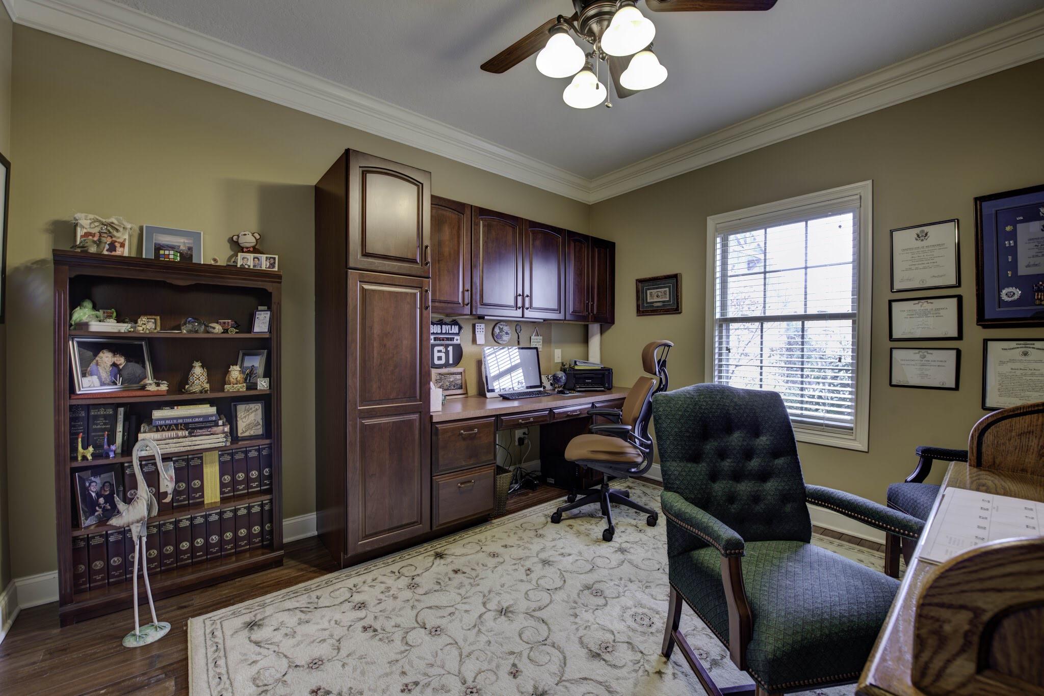 5733 Maloneyville Road Corryton, TN 37721 - Photo 30 of 40 Separate office on main