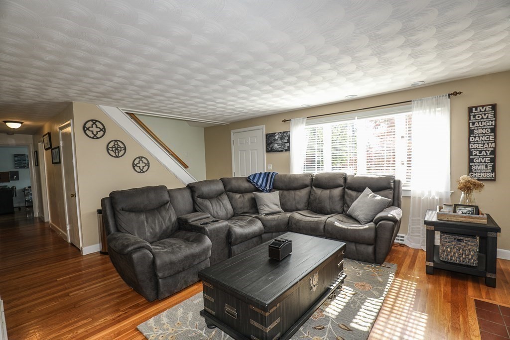 12 Bowman Road Billerica, MA 01821 - Photo 13 of 25