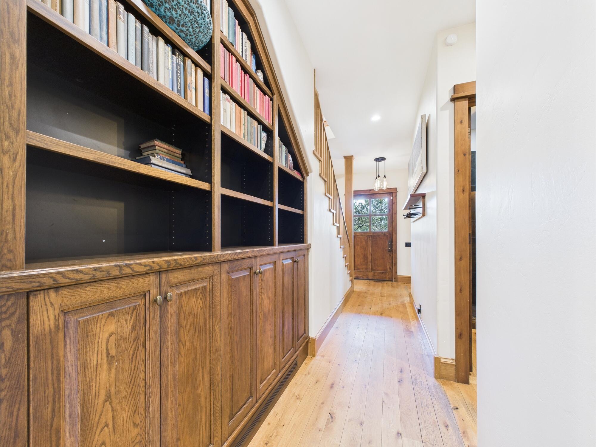 95 Freedom Loop Blaine County, ID 83313 - Photo 4 of 70 Entry Hall