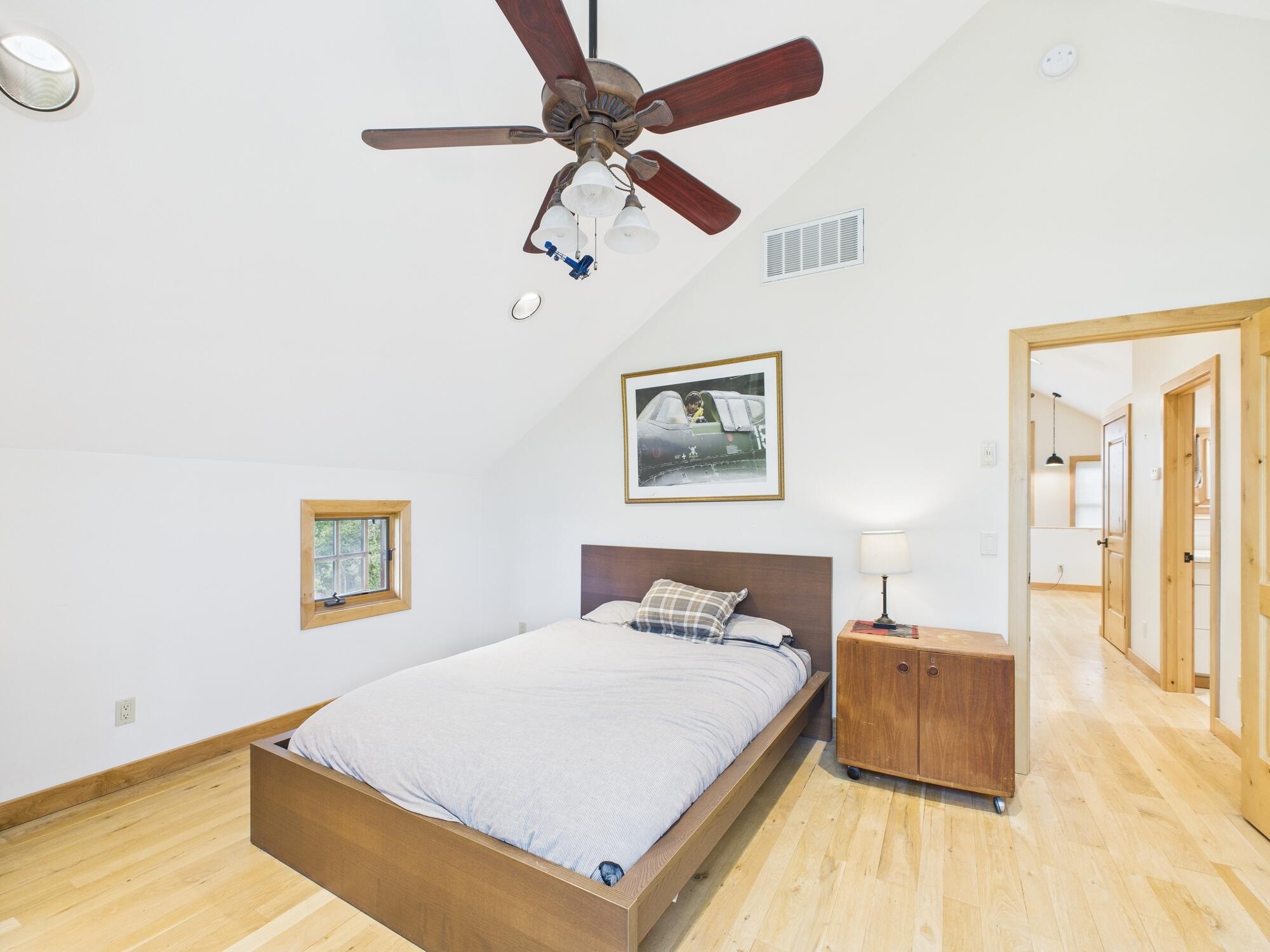 95 Freedom Loop Blaine County, ID 83313 - Photo 50 of 70 Apartment Bedroom