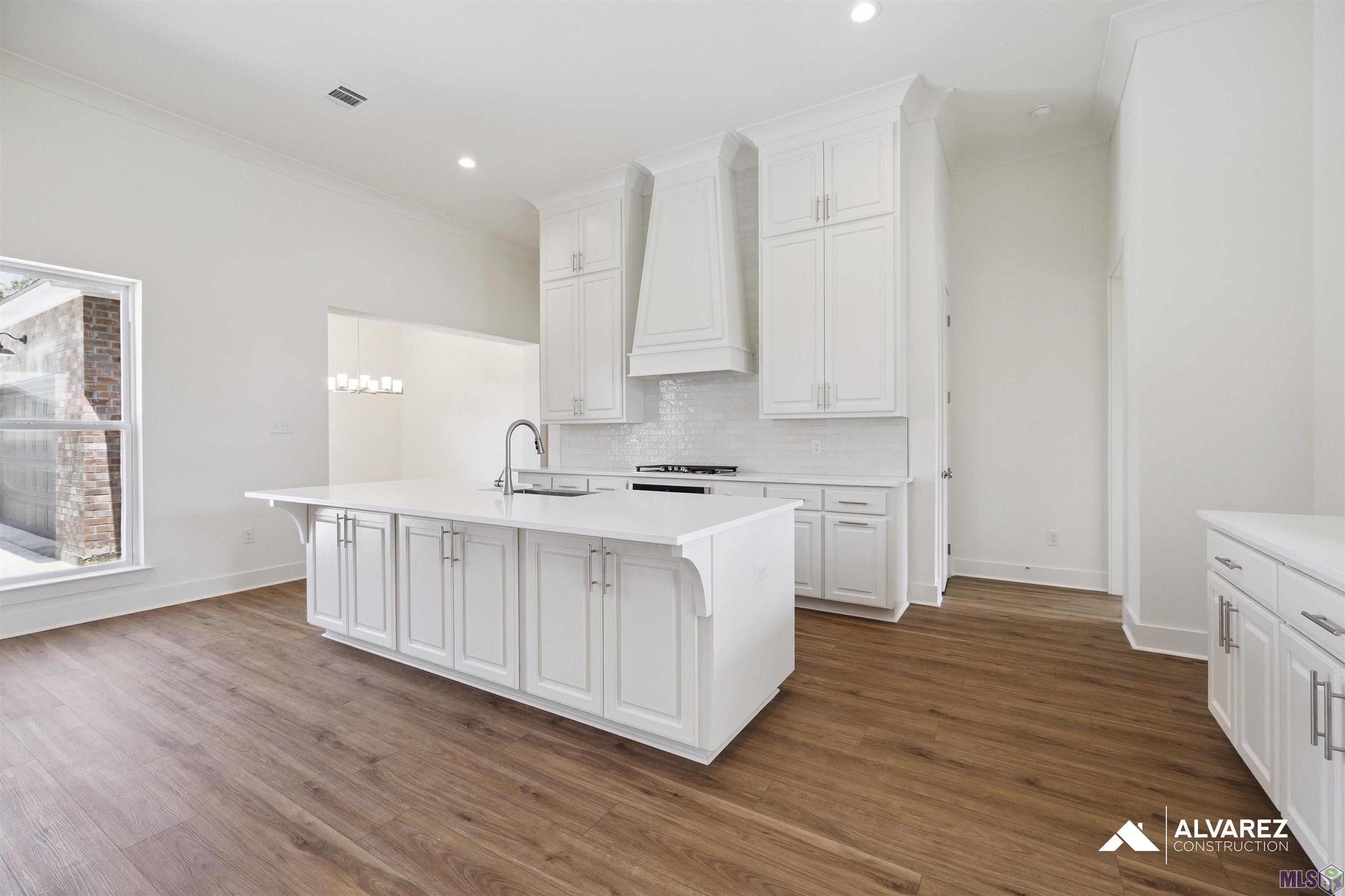 10141 Sanctuary Oaks Drive Baton Rouge, LA 70817 - Photo 6 of 28