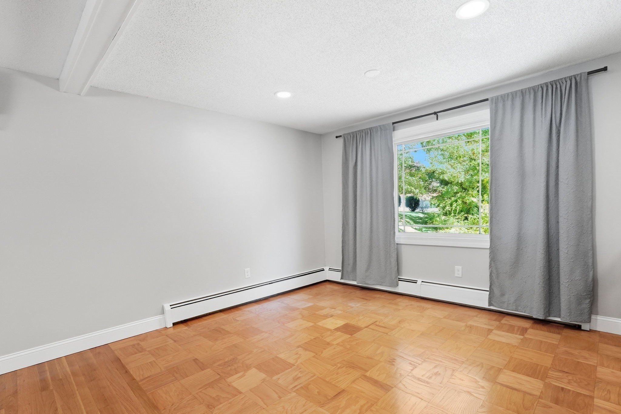 71 Woodside Road Ludlow, MA 01056 - Photo 11 of 39 Gallery Image 11