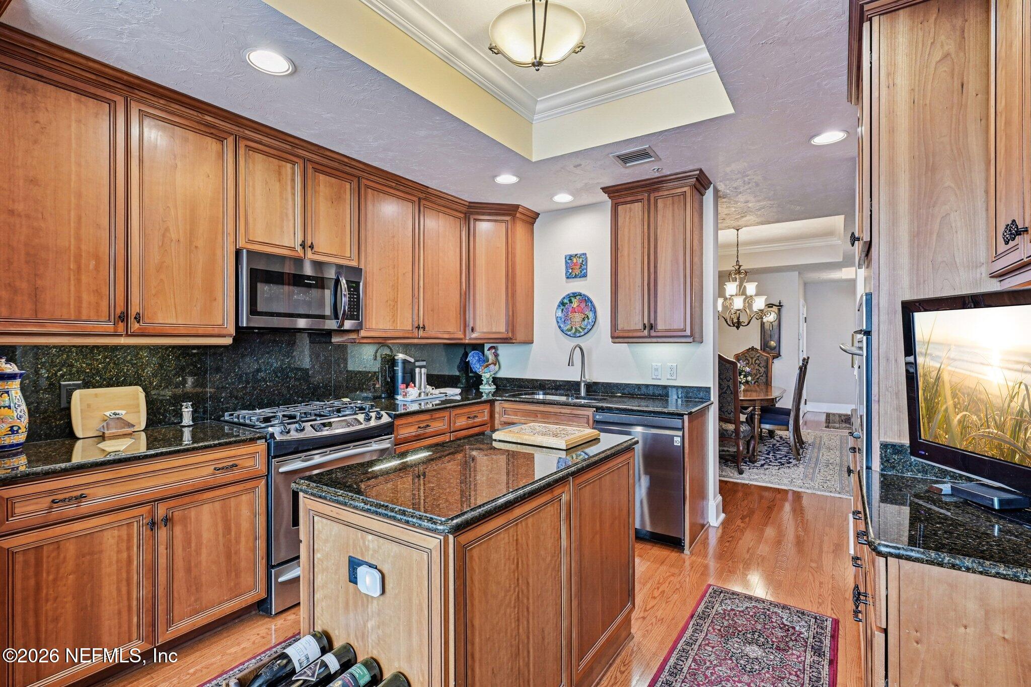 2358 Riverside Avenue, Unit 405 Jacksonville, FL 32204 - Photo 25 of 96 21-web-or-mls-Riverside Ave-S1202-021