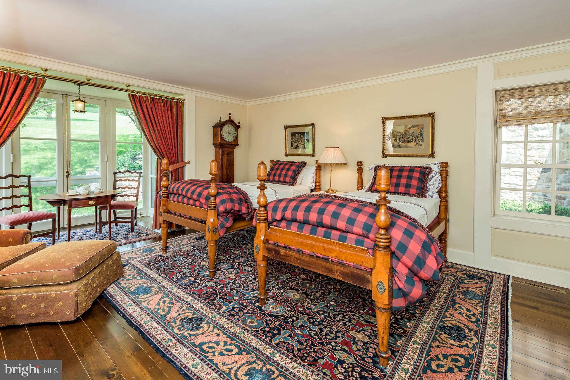 189 Woosamonsa Road Pennington, NJ 08534 - Photo 9 of 40