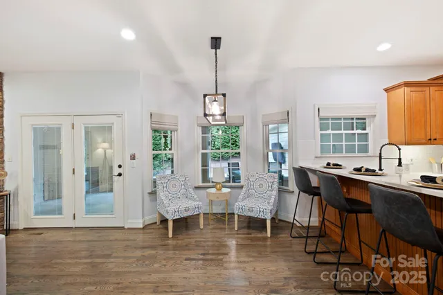 $1,125,000 | 21 Hope Road, Weaverville, NC 28787