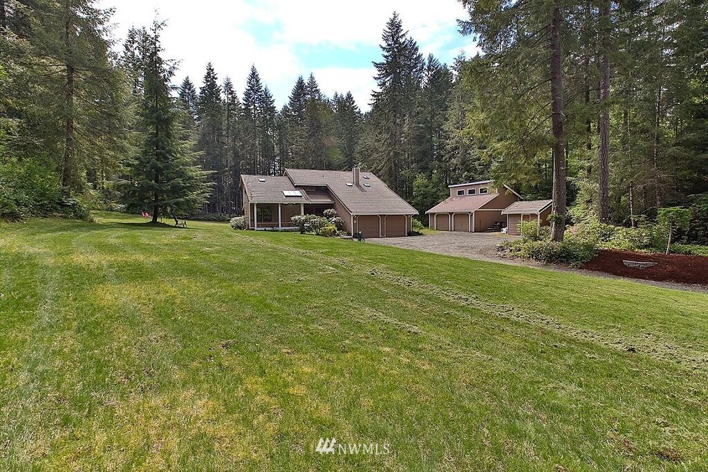 9550 Mountain Beaver Road Southwest Port Orchard, WA 98367 - Photo 1 of 25 Gallery Image 1