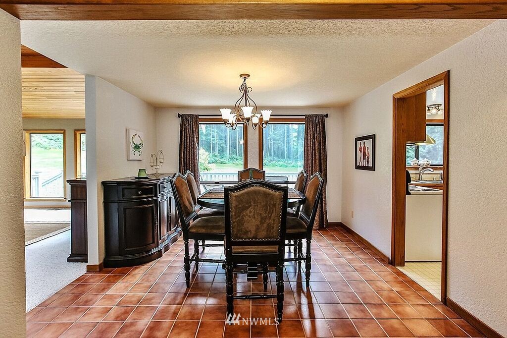 9550 Mountain Beaver Road Southwest Port Orchard, WA 98367 - Photo 7 of 25 Gallery Image 7