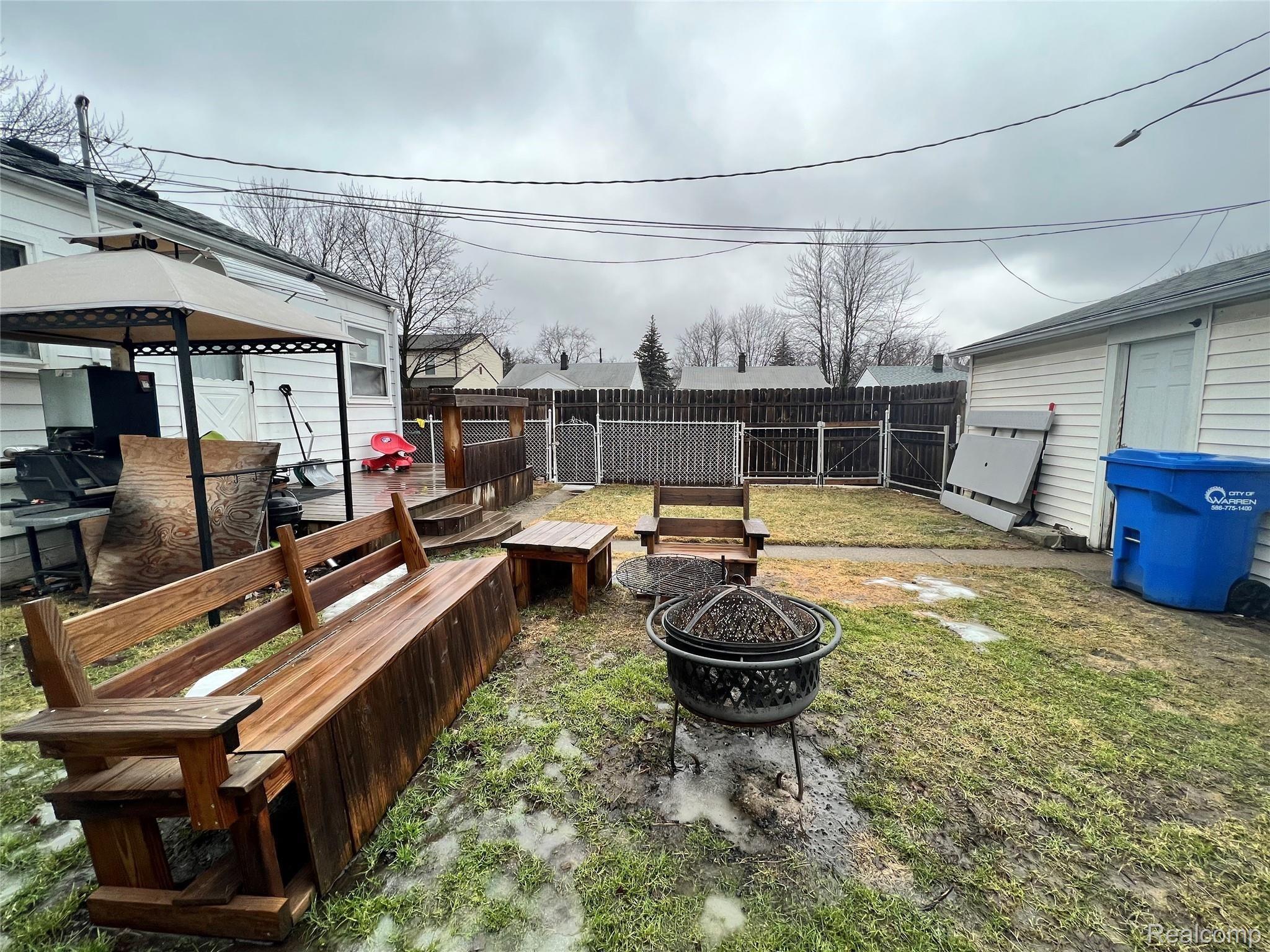 21440 Waltham Road Warren, MI 48089 - Photo 10 of 26 Photo Feb 17, 12 02 06 PM.jpg