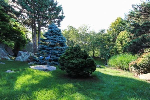 27 Edgemoor Road Gloucester, MA 01930 - Photo 16 of 23