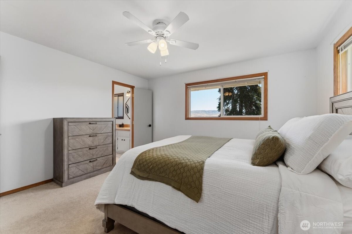 504 Day Road North Wenatchee, WA 98801 - Photo 27 of 40