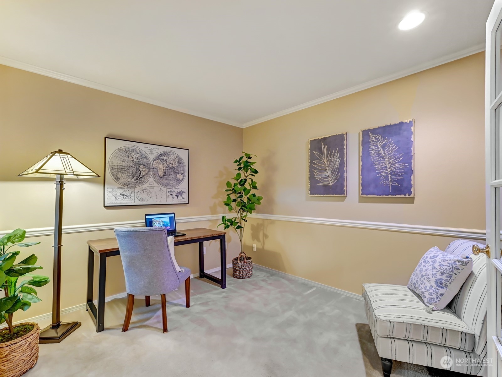 23927 30th Drive Southeast Bothell, WA 98021 - Photo 11 of 32 a living room with furniture