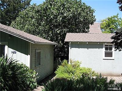 310 West 8th Street Santa Rosa, CA 95401 - Photo 5 of 12 Cottage and garage have had roof, gutters and all windows replaced. Cottage is approx. 275 sq. ft. and would make an excellent office/guest room.