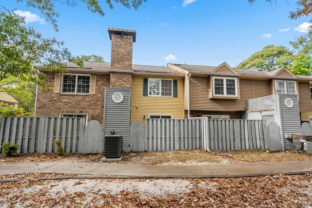 $199,900 | 830 44th Avenue North, Unit X5, Myrtle Beach, SC 29577