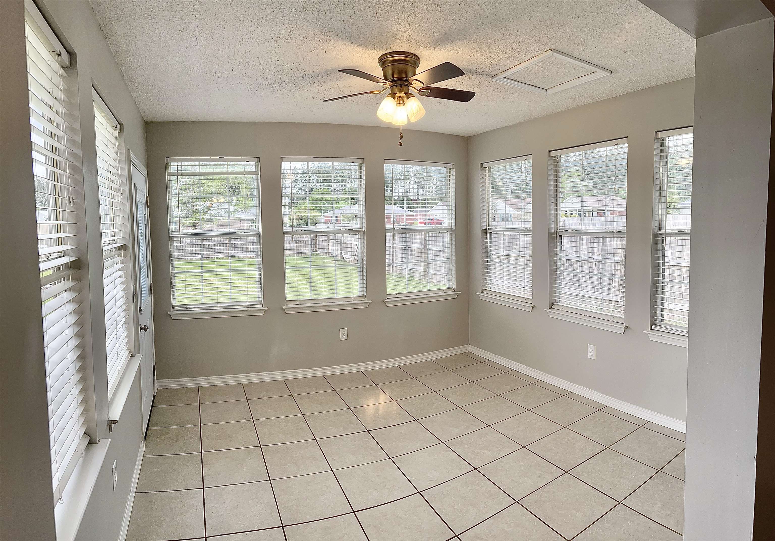 16255 Setter Circle Foley, AL 36535 - Photo 5 of 16