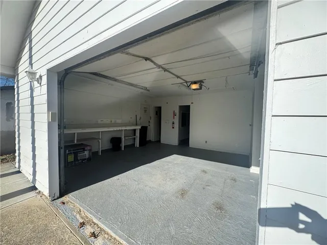 $112,500 | 321 East 7th Street, Adrian, MO 64720