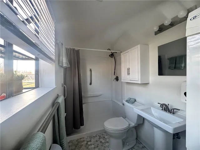 $112,500 | 321 East 7th Street, Adrian, MO 64720