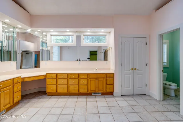 $499,000 | 416 Bay Drive, Washington, NC 27889