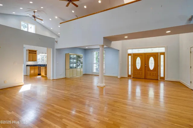 $499,000 | 416 Bay Drive, Washington, NC 27889