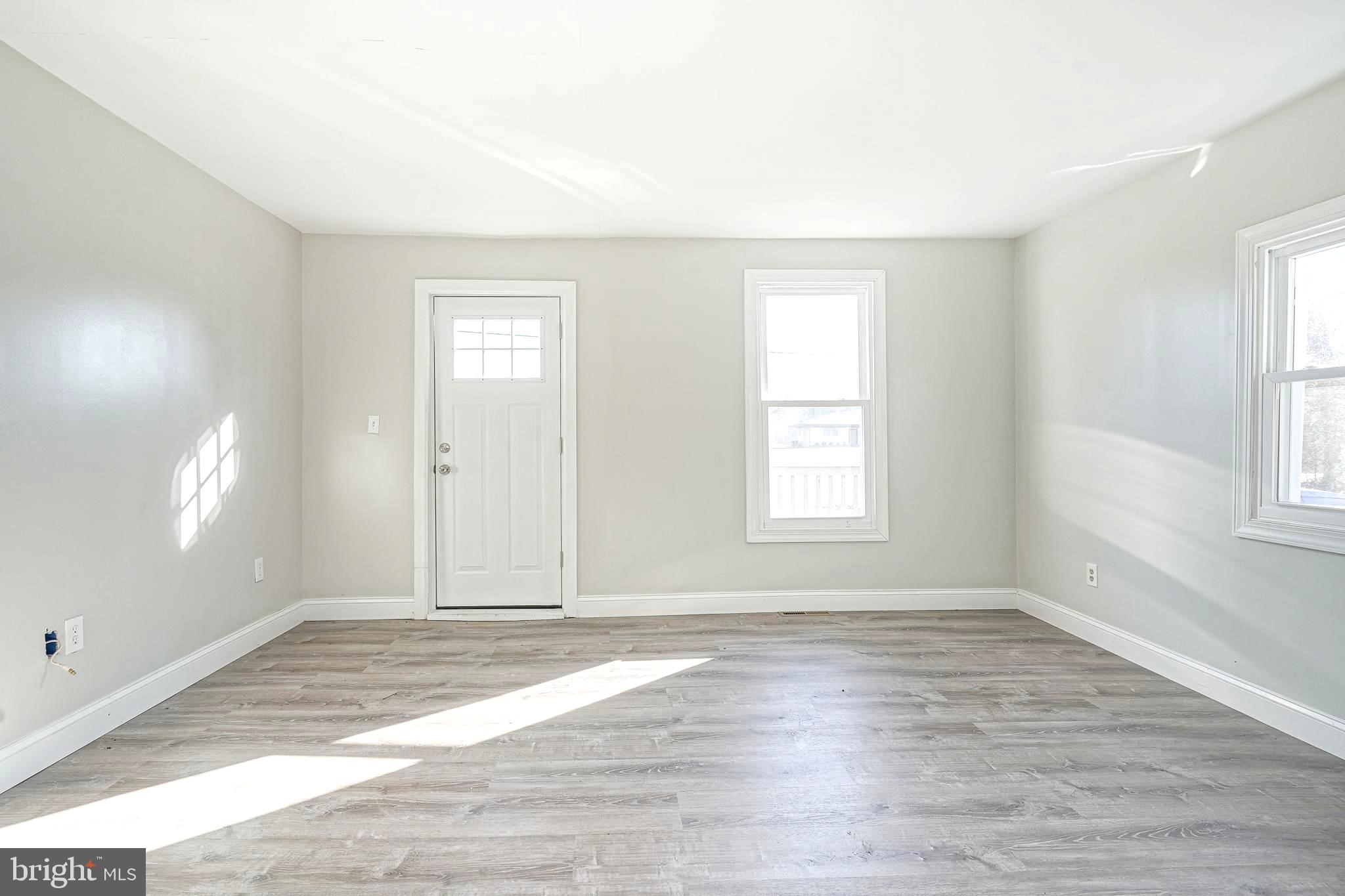 4117 Tuckahoe Road Williamstown, NJ 08094 - Photo 4 of 30 Gallery Image 4