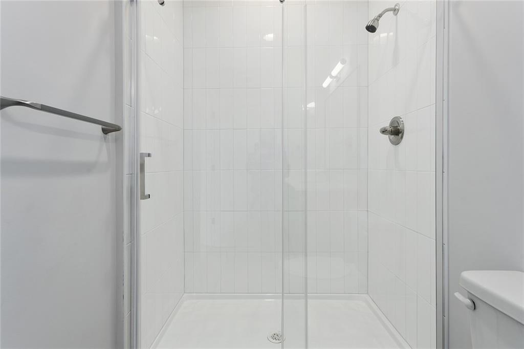 4521 Forest Avenue, Unit A Kansas City, MO 64110 - Photo 16 of 27