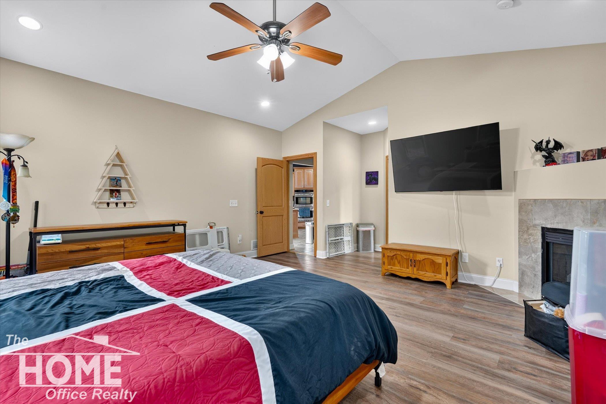 3323 South M-52 Road Owosso, MI 48867 - Photo 16 of 75 50213396-c7895540-1320-4d52-a959-b4f29ccc5bf9.JPG