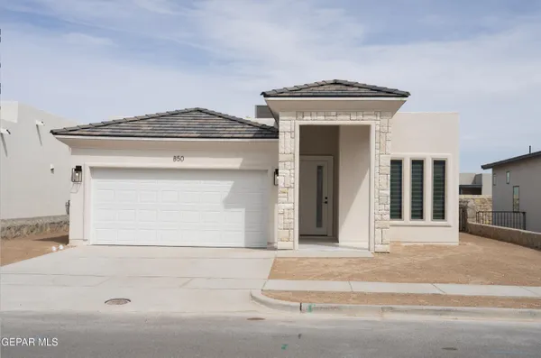 $359,950 | 850 Harpendem Drive, Horizon City, TX 79928